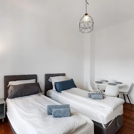 Altbau Mit Wallberg- Blick Apartament
